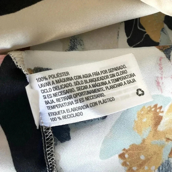 3.1 PHILLIP LIM | Floral Print Collared Button Front Sheer/Silk Blouse - Picture 6 of 7